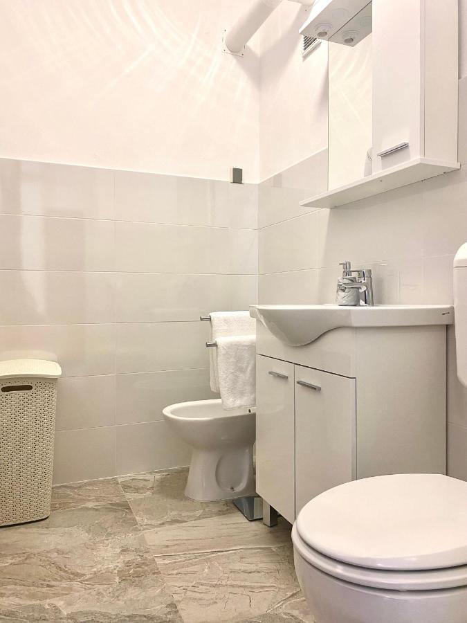 Ema Apartment Pula Luaran gambar