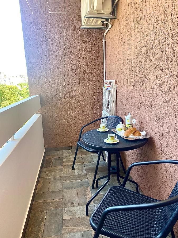 Ema Apartment Pula Luaran gambar
